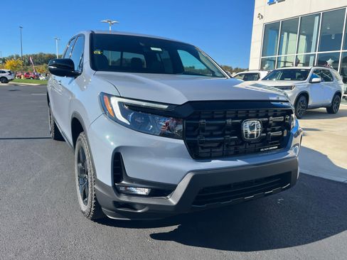 New 2026 Honda Ridgeline Black Edition image 3