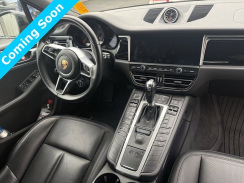Used 2021 Porsche Macan image 9