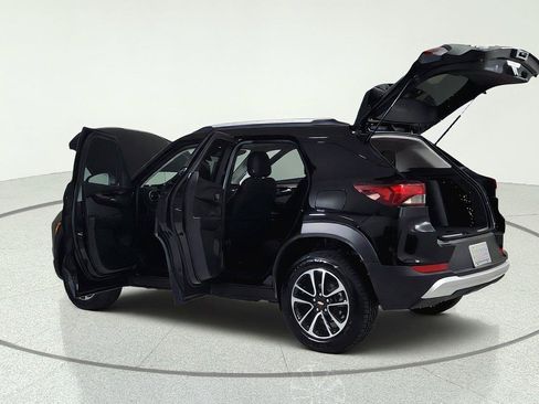 Used 2026 Chevrolet TrailBlazer LT AWD/4WD image 12