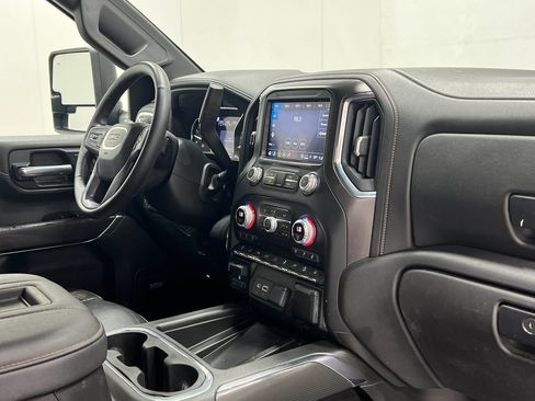 Used 2021 GMC Sierra 2500 AT4 w/ AT4 Premium Plus Package AWD/4WD image 22