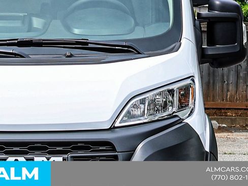Used 2025 RAM ProMaster 2500 w/ Convenience Group FWD image 15