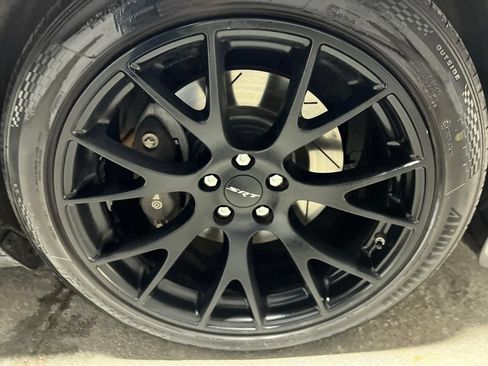 Used 2016 Dodge Challenger R/T Scat Pack RWD image 40