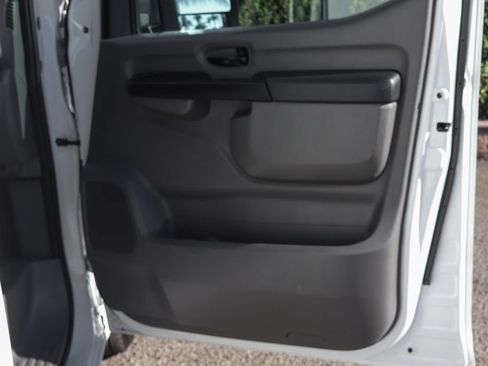 Used 2020 Nissan NV 2500 SV RWD image 39