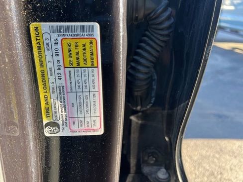 Used 2024 Ford Edge Titanium w/ Equipment Group 301A AWD/4WD image 28