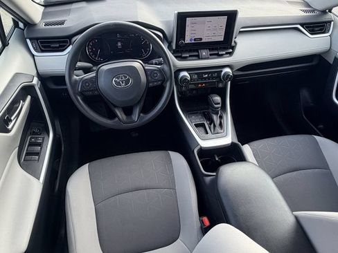 Used 2025 Toyota RAV4 XLE FWD image 13