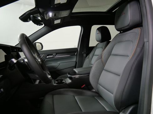 New 2026 GMC Terrain AT4 w/ Convenience Package III image 11