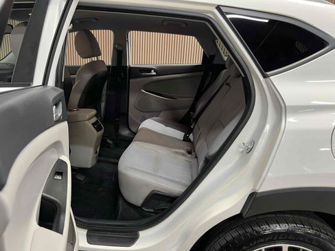 Used 2019 Hyundai Tucson SEL w/ Cargo Package FWD image 7
