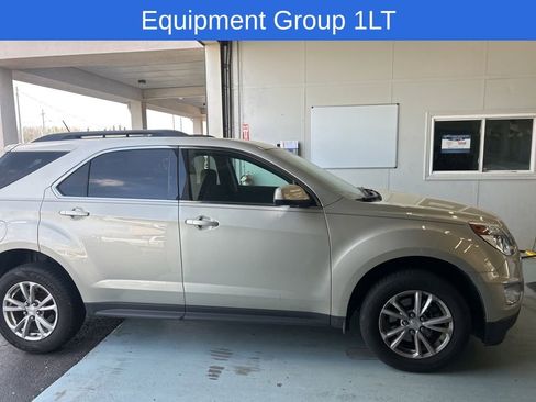 Used 2016 Chevrolet Equinox LT w/ Convenience Package image 3