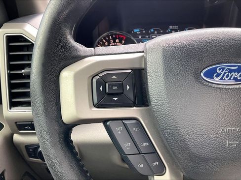 Used 2018 Ford F150 Lariat w/ Equipment Group 502A Luxury image 17