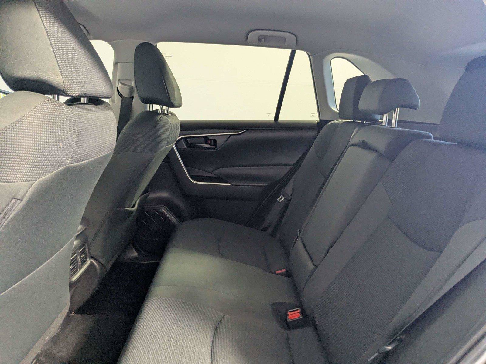 Certified 2024 Toyota RAV4 LE AWD/4WD image 33