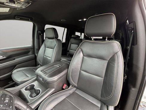 Used 2021 Chevrolet Suburban Premier RWD image 21
