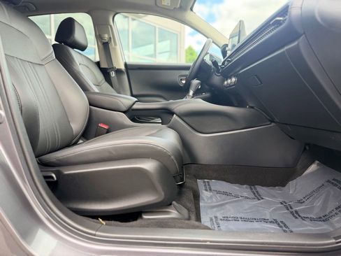 Used 2024 Honda HR-V EX-L image 18