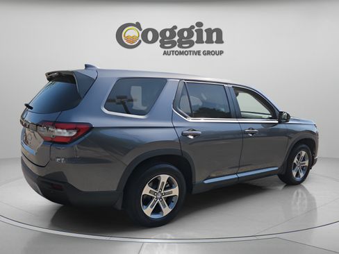Used 2024 Honda Pilot EX-L image 5
