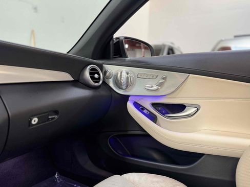 Used 2023 Mercedes-Benz C 300 Cabriolet image 38