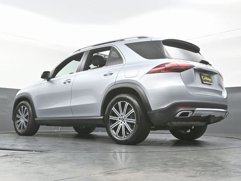 Used 2025 Mercedes-Benz GLE 450e 4MATIC w/ Winter Package image 53