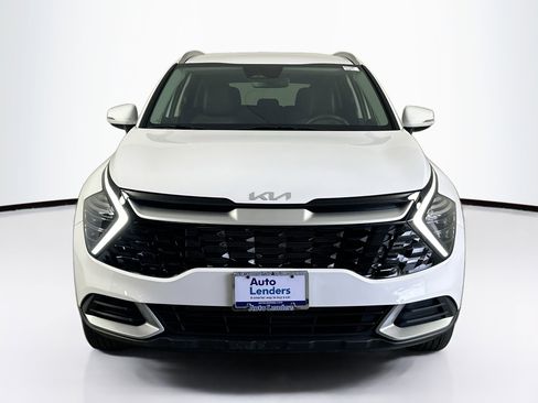 Used 2024 Kia Sportage EX image 2