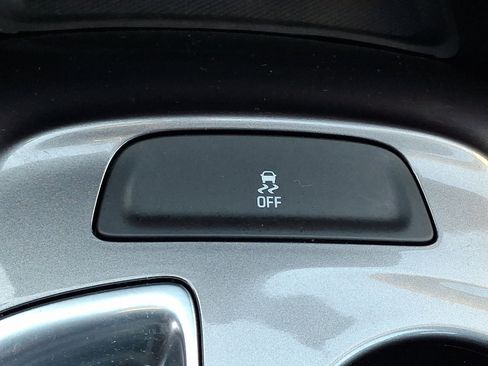 Used 2022 Chevrolet Malibu LS image 25