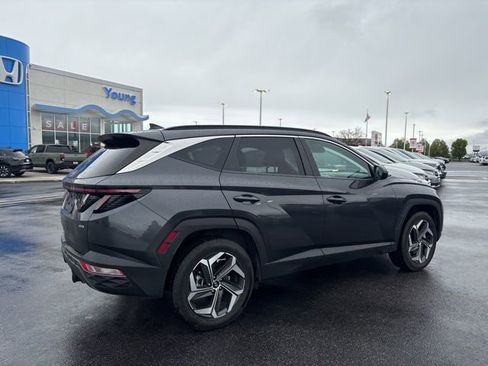 Used 2022 Hyundai Tucson SEL w/ Convenience Package AWD/4WD image 3