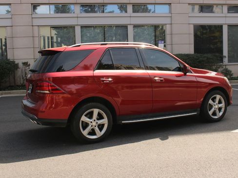 Used 2016 Mercedes-Benz GLE 350 w/ Premium Package image 7