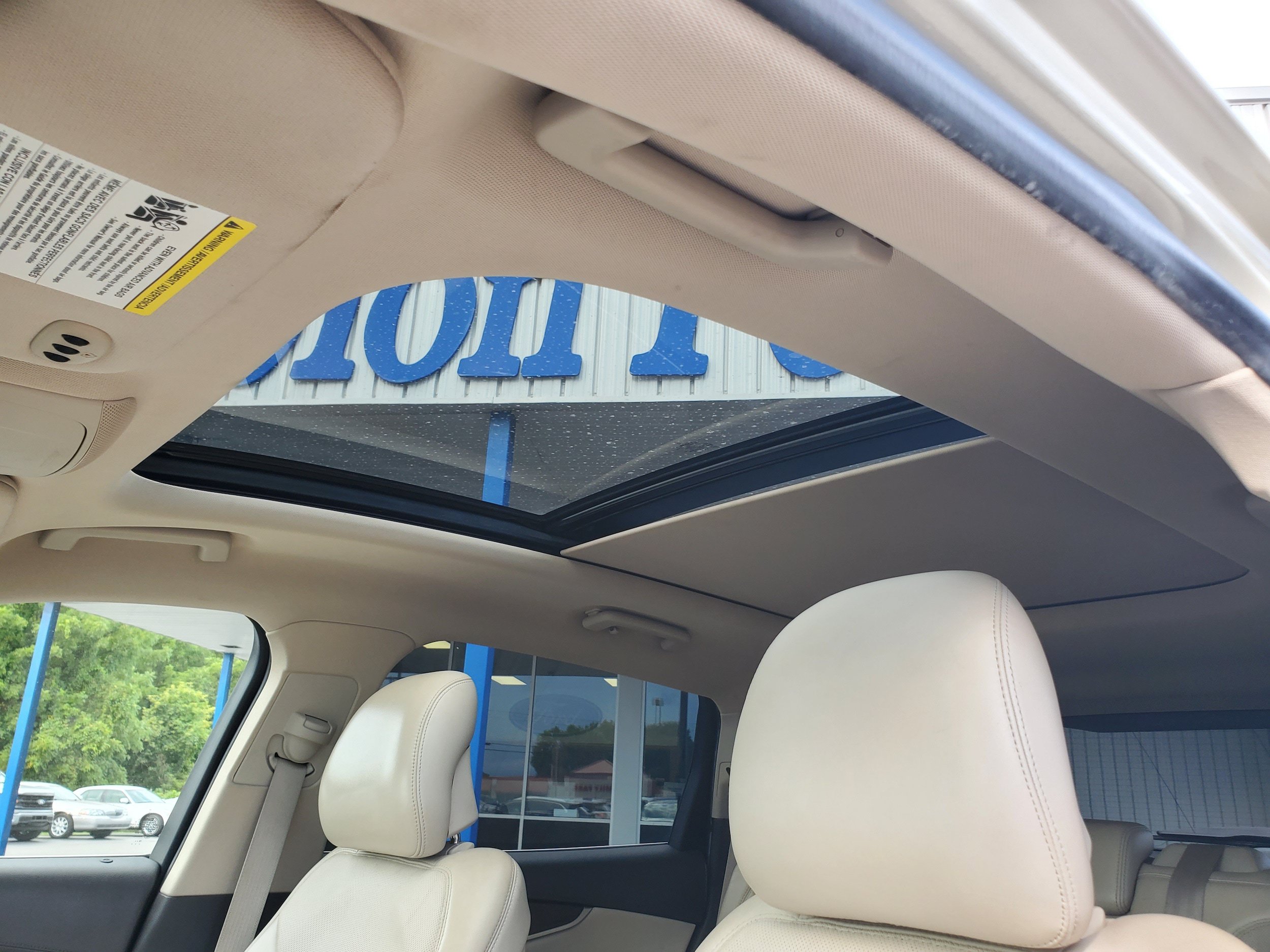 Used 2016 Lincoln MKX Reserve w/ Technology Package FWD image 13