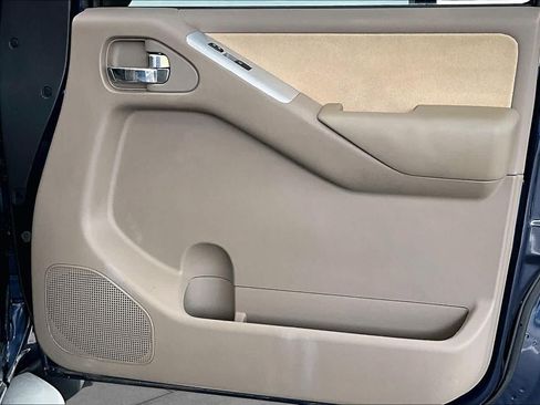 Used 2012 Nissan Pathfinder SV RWD image 22