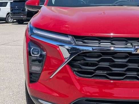 New 2026 Chevrolet Trax LT w/ Driver Confidence Package image 9