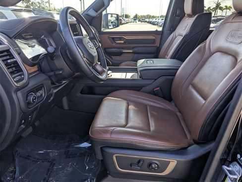 Used 2023 RAM 1500 Limited w/ Body Color Bumper Group image 21