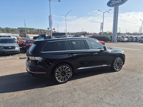 Used 2025 Lincoln Aviator Black Label image 6