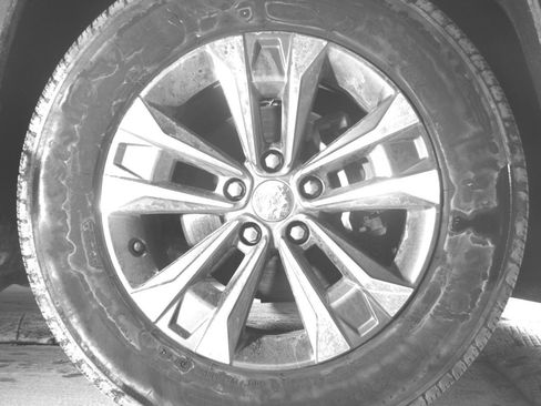 Used 2025 Chevrolet Equinox LT FWD image 13