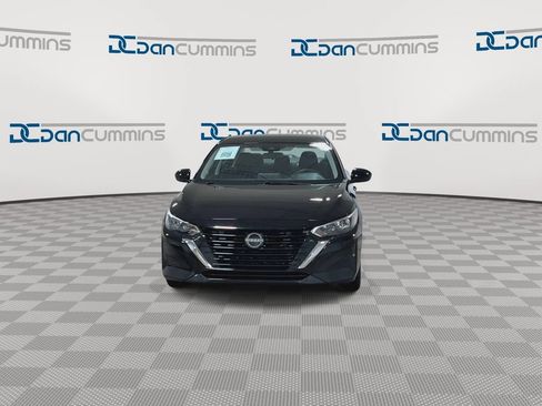Used 2024 Nissan Sentra SV FWD image 3