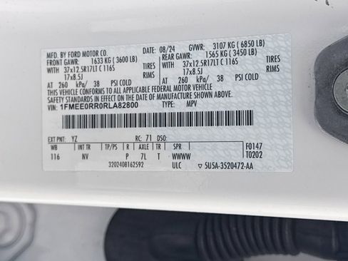 Used 2024 Ford Bronco Raptor w/ Interior Carbon Fiber Pack 6 AWD/4WD image 40