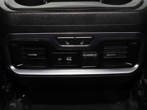 Used 2021 GMC Sierra 3500 Denali w/ Denali Ultimate Package image 27