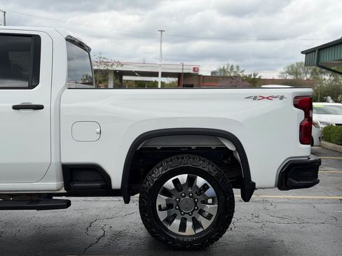 Used 2024 Chevrolet Silverado 2500 Custom w/ Custom Value Package AWD/4WD image 9