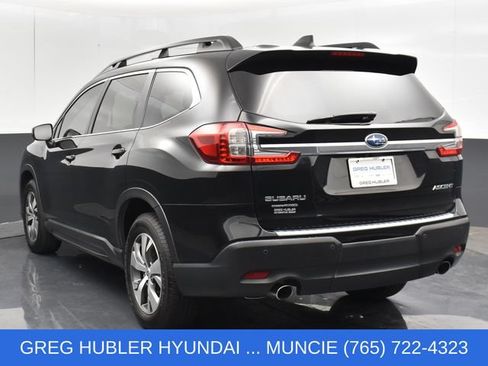 Used 2023 Subaru Ascent Premium w/ Convenience Package AWD/4WD image 2