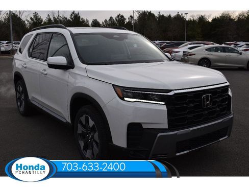 New 2026 Honda Pilot Touring image 1