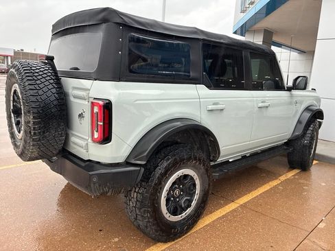 Used 2022 Ford Bronco Outer Banks w/ Sasquatch Package AWD/4WD image 5