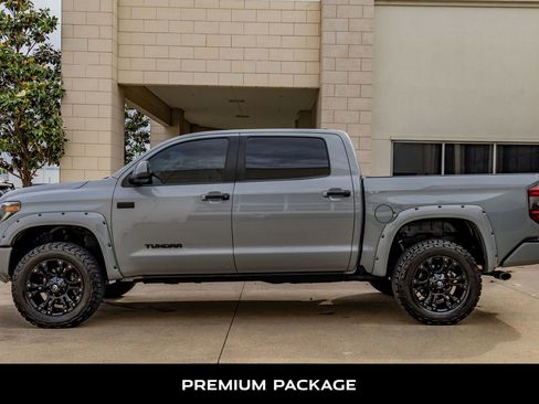 Used 2020 Toyota Tundra Limited w/ Limited Premium Package image 5