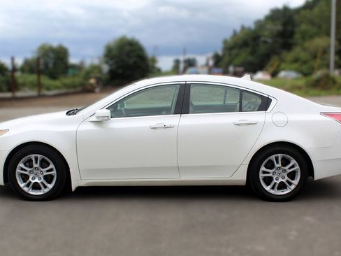 Used 2009 Acura TL w/ Technology Package image 4