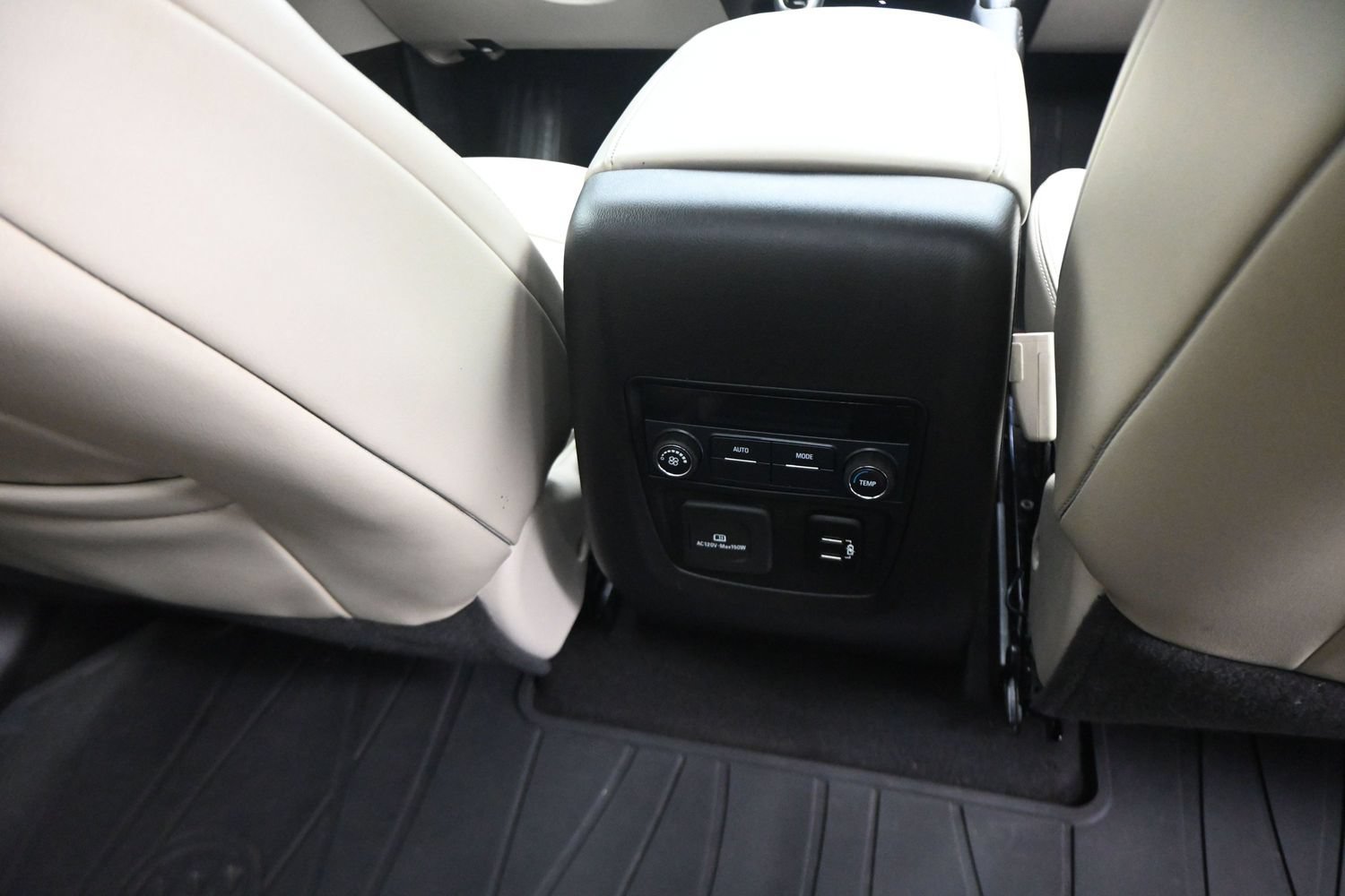 Used 2018 Buick Enclave Essence FWD image 15