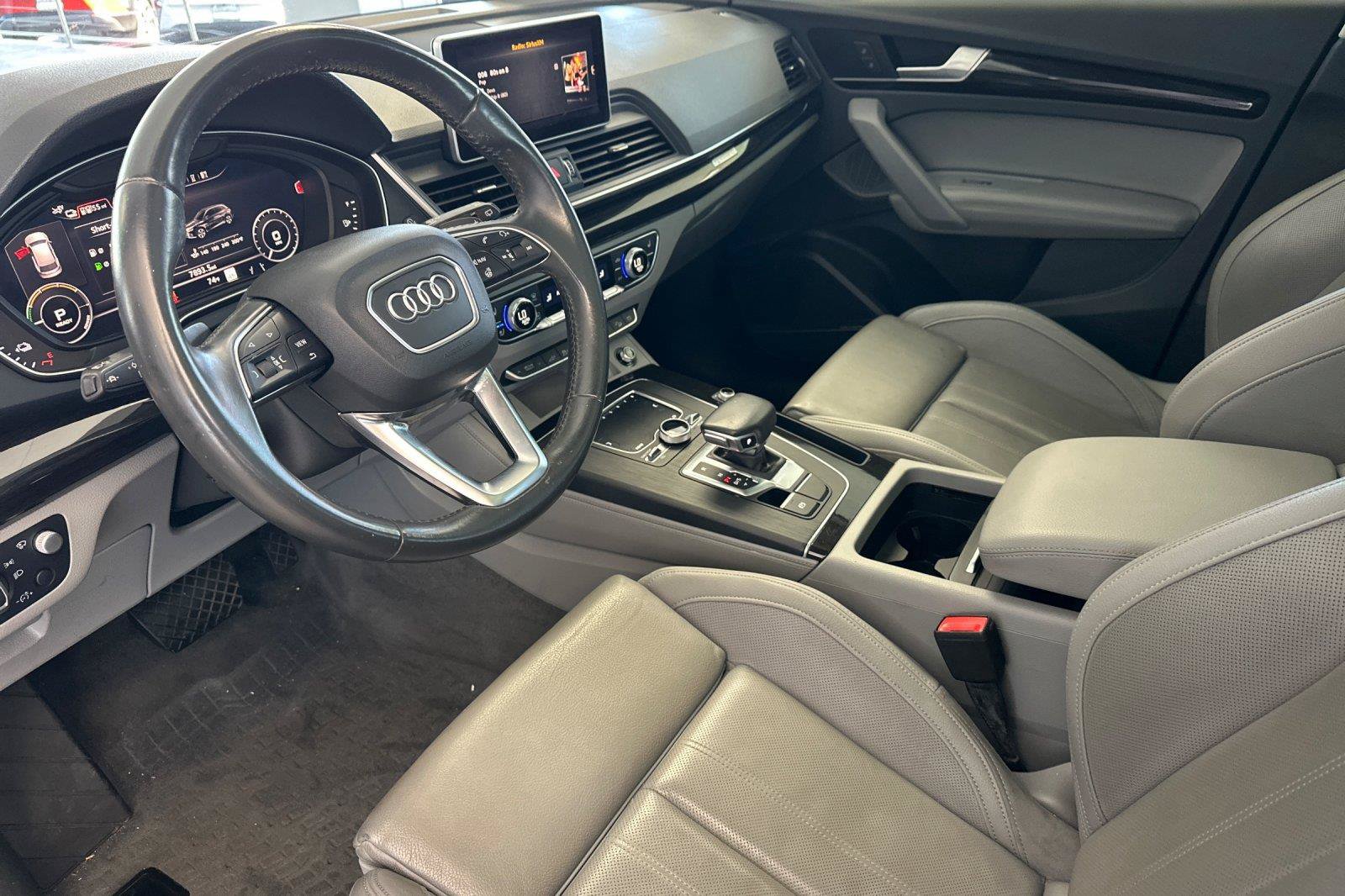 Used 2020 Audi Q5 e Prestige w/ Prestige Package AWD/4WD image 9