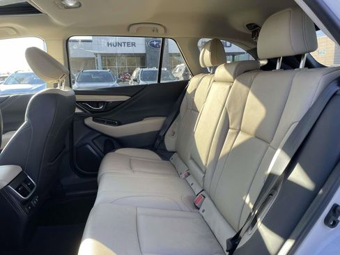 Used 2020 Subaru Outback Limited w/ Popular Package #2 image 4