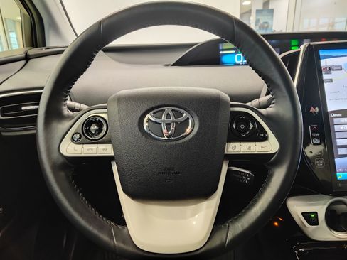 Used 2019 Toyota Prius Prime Advanced image 21