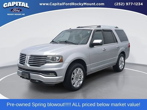 Used 2016 Lincoln Navigator Select AWD/4WD image 1