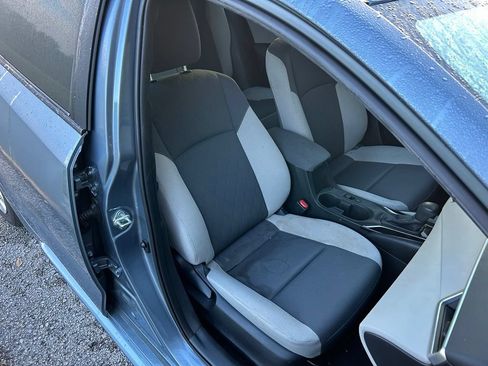 Used 2023 Toyota Corolla LE FWD image 16