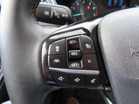 Used 2022 Ford Escape SE w/ SE Sport Appearance Package image 25