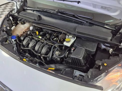 Used 2019 Ford Transit Connect XLT FWD image 29