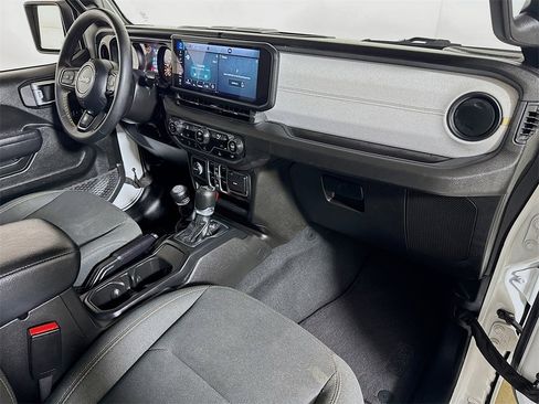 Used 2024 Jeep Wrangler Sport S image 25