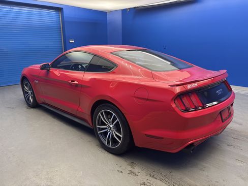 Used 2017 Ford Mustang GT image 5