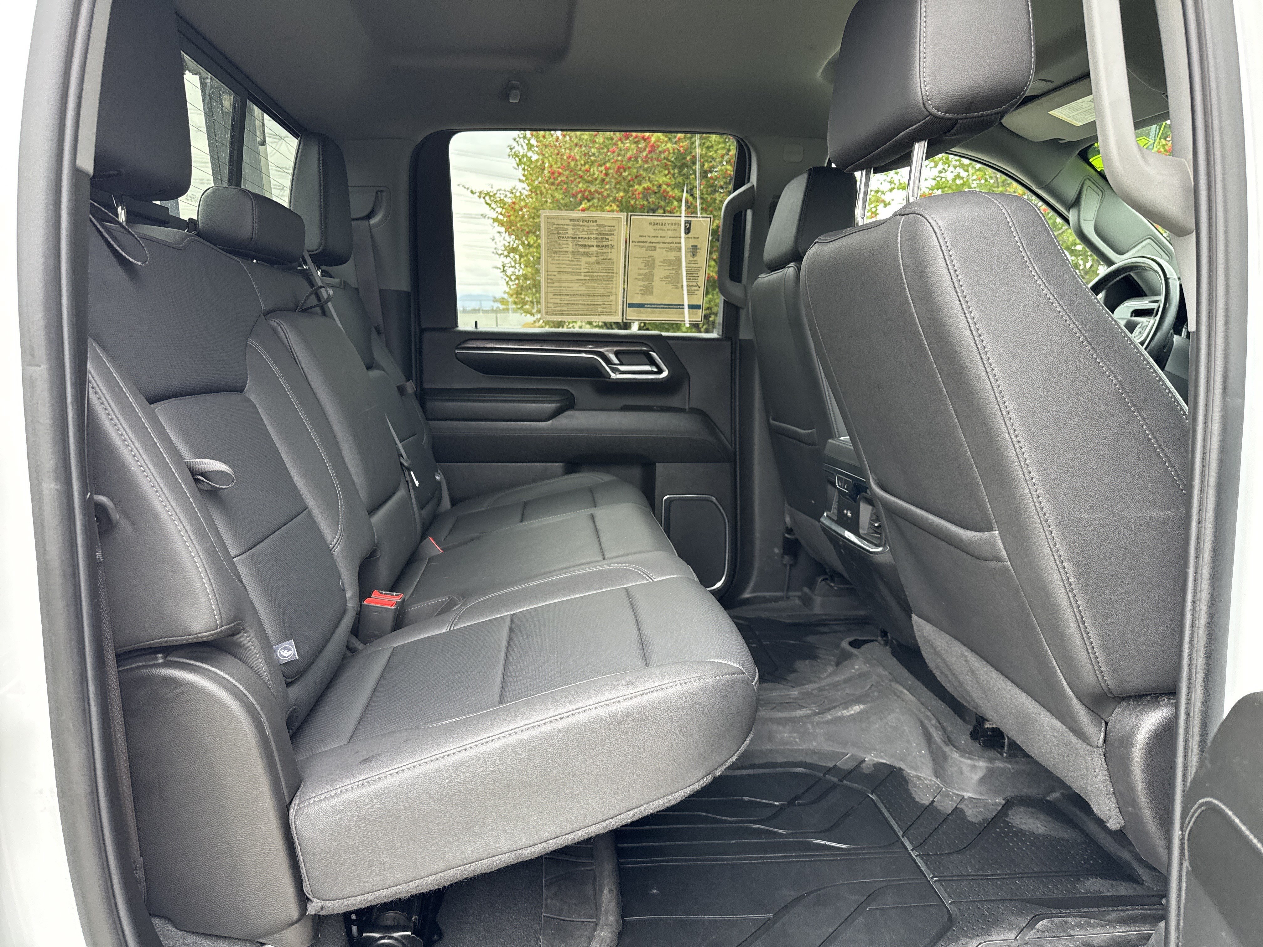 Used 2024 Chevrolet Silverado 3500 LTZ w/ LTZ Convenience Package AWD/4WD image 23
