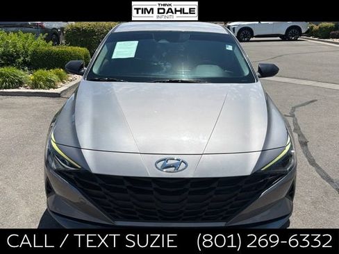 Used 2022 Hyundai Elantra SEL w/ Preferred Accessory Package FWD image 4